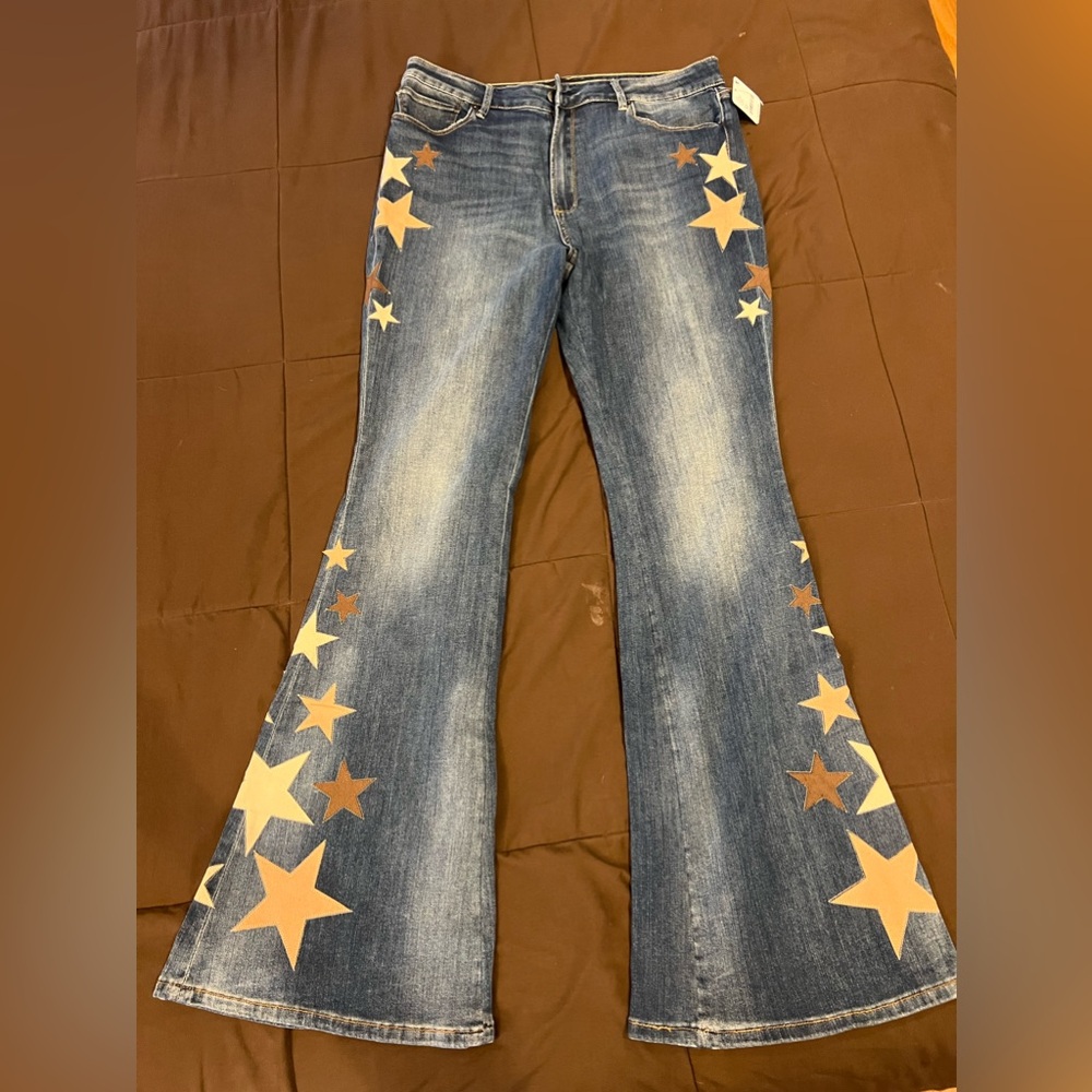 BNWT FREE PEOPLE DRIFTWOOD FLARE STAR JEANS 32